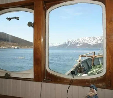 Karens Rorbuer Lodge